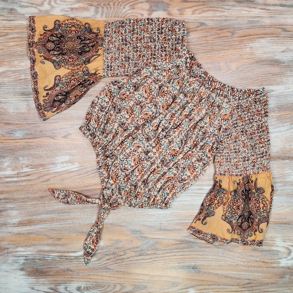 Blue Rain Cropped Blouse from Francesca's Size Large NWT - Picture 1 of 15